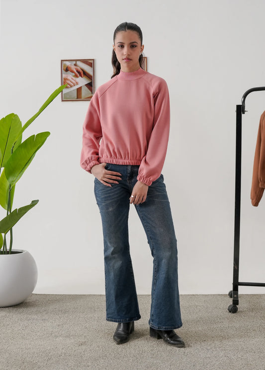 SALMON PINK RAGLAN CROP FIT SWEATSHIRT