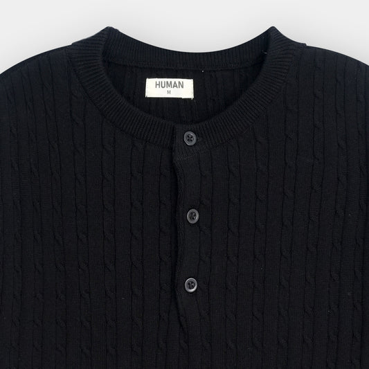 BLACK HENLEY CABLE KNIT TEE