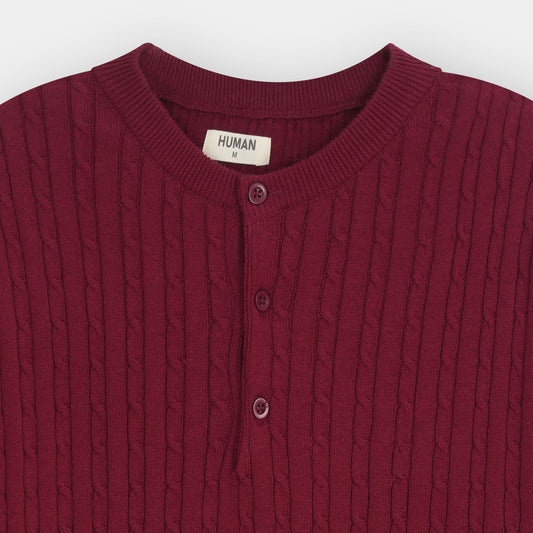 MAROON HENLEY CABLE KNIT TEE