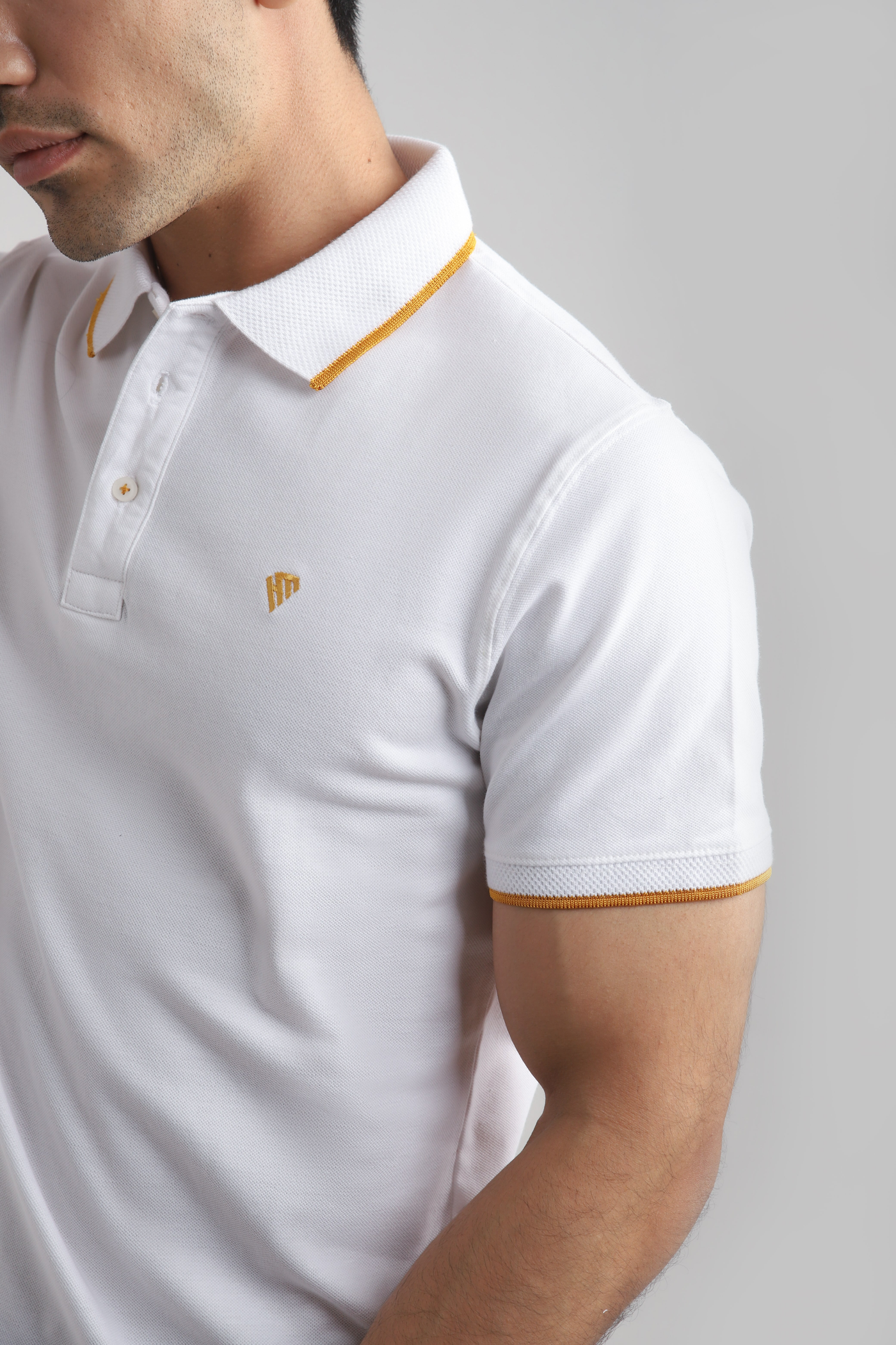 WHITE JACQUARD COLLAR POLO