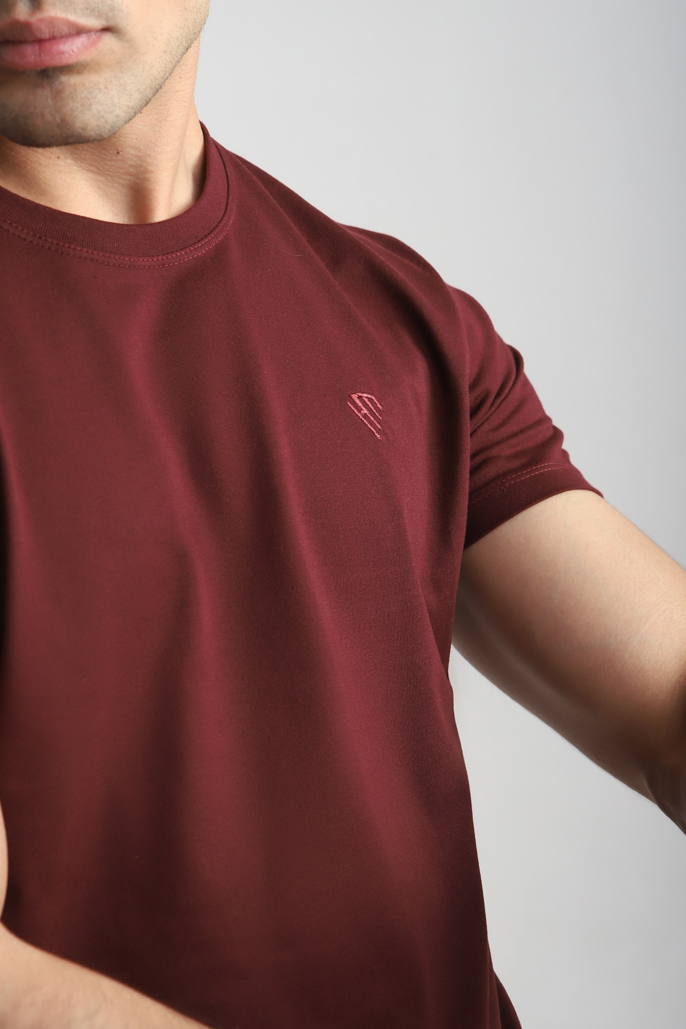 MAROON TEE