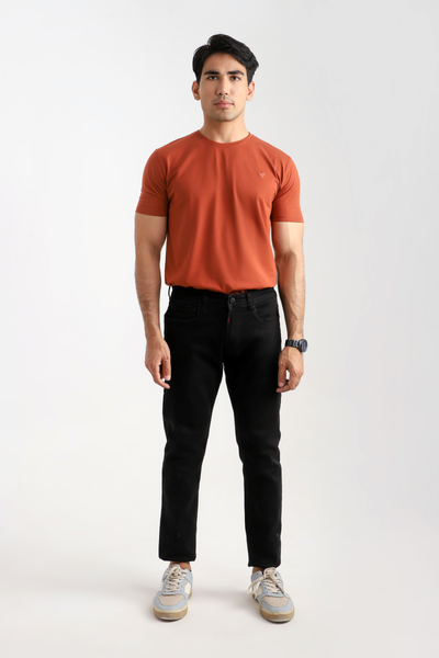 BLACK COMFORT FIT JEANS