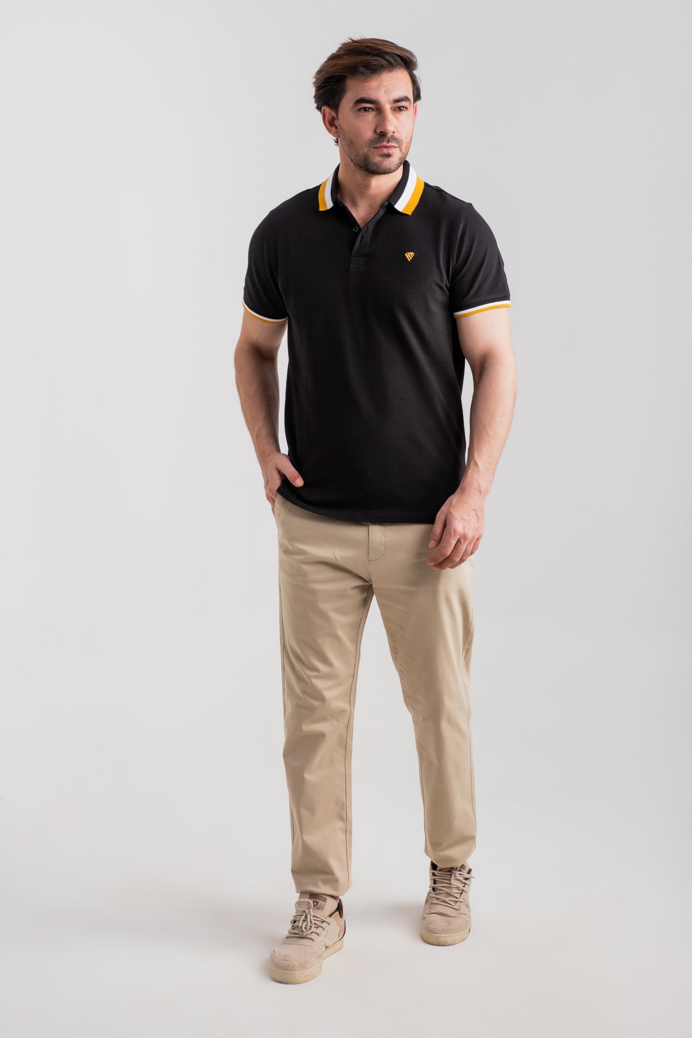 BLACK CONTRAST COLLAR POLO