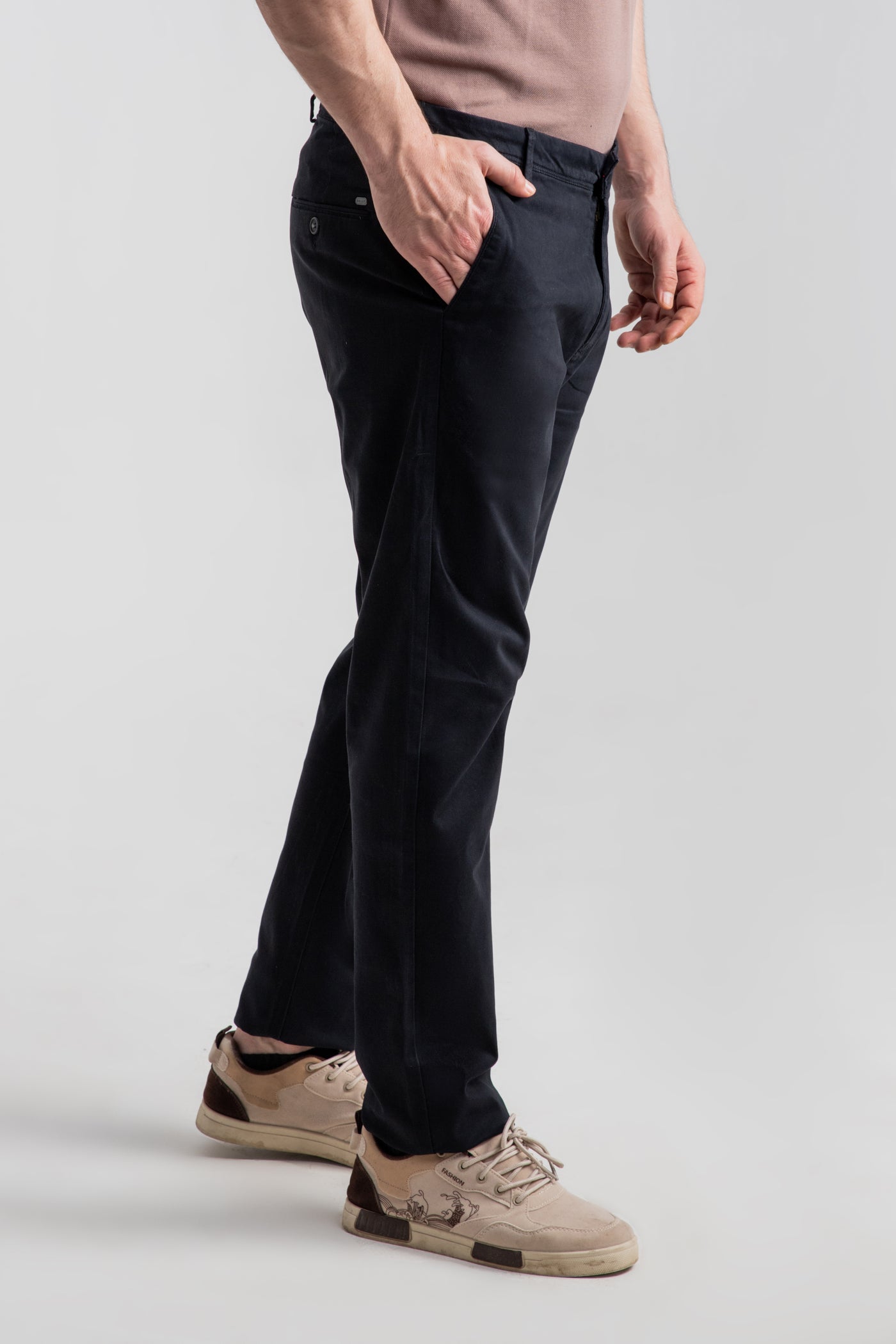 BLACK STRETCH CHINO PANTS