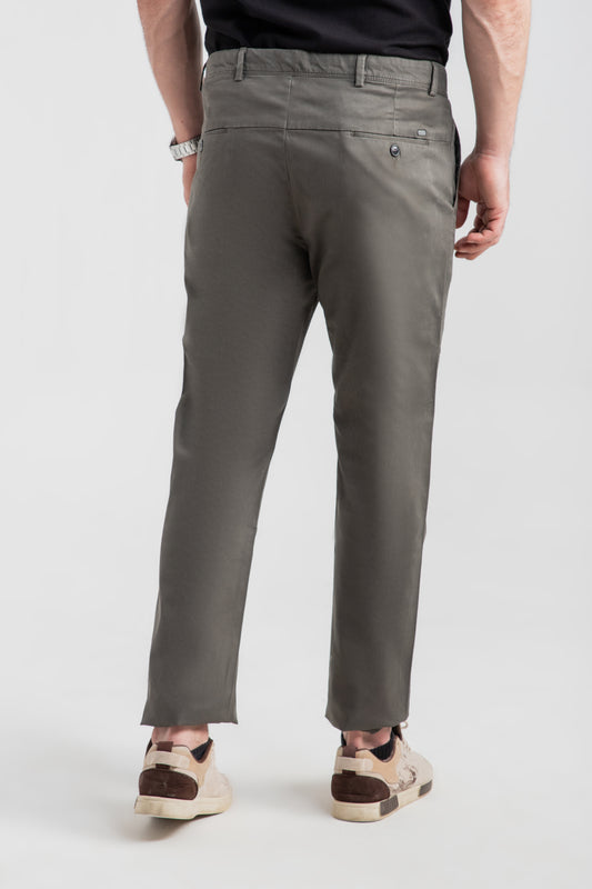 OLIVE STRETCH CHINO PANTS