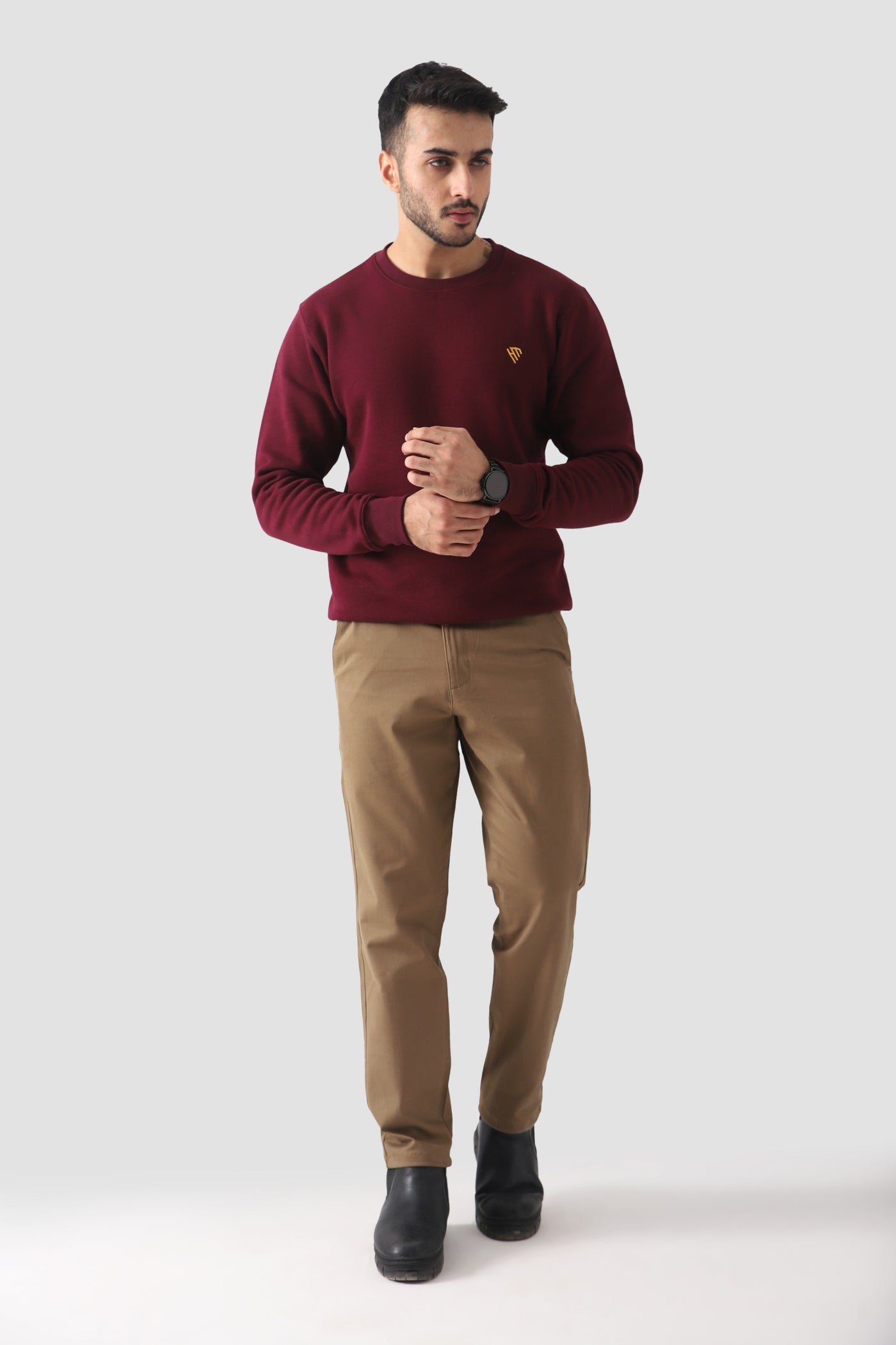 MAROON SWEATSHIRT