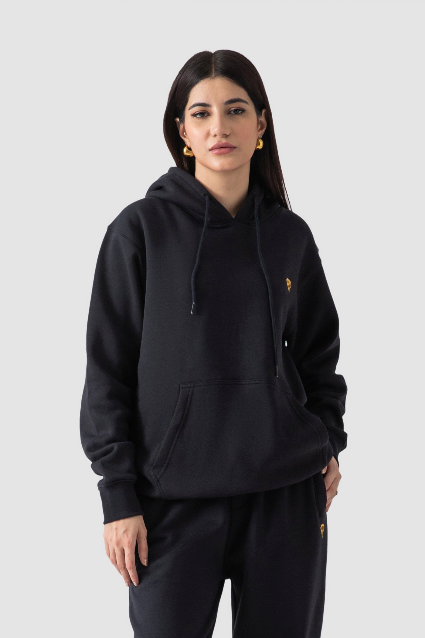 PULLOVER HOODIE-BLACK