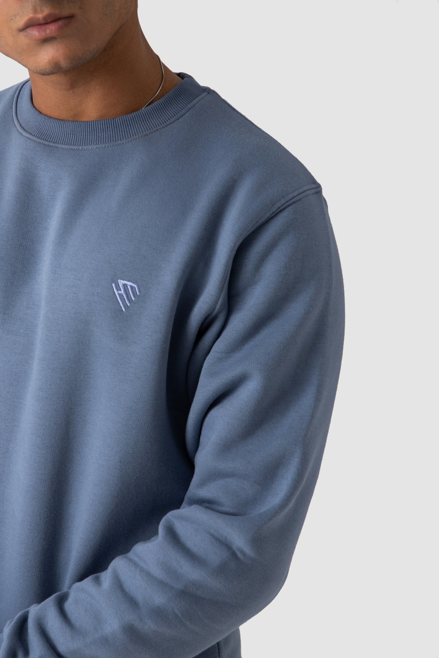 STEEL BLUE SWEATSHIRT