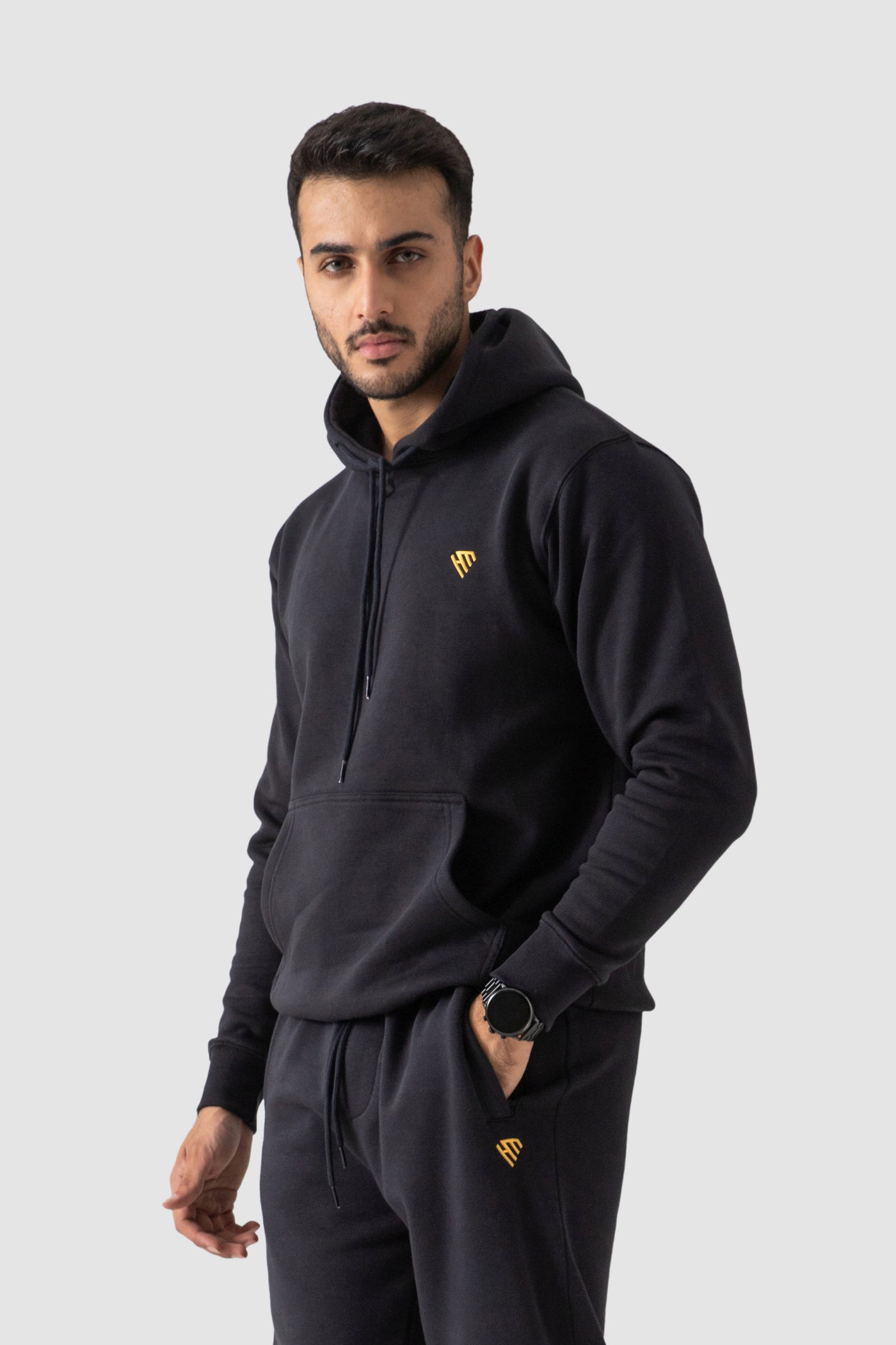 PULLOVER HOODIE-BLACK